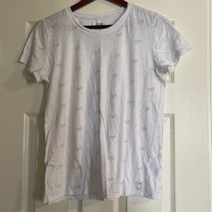 Victoria’s Secret PINK t-shirt